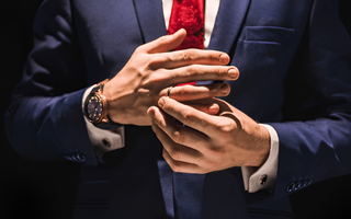 How to Choose the Perfect Mens Diamond Ring for Your Style