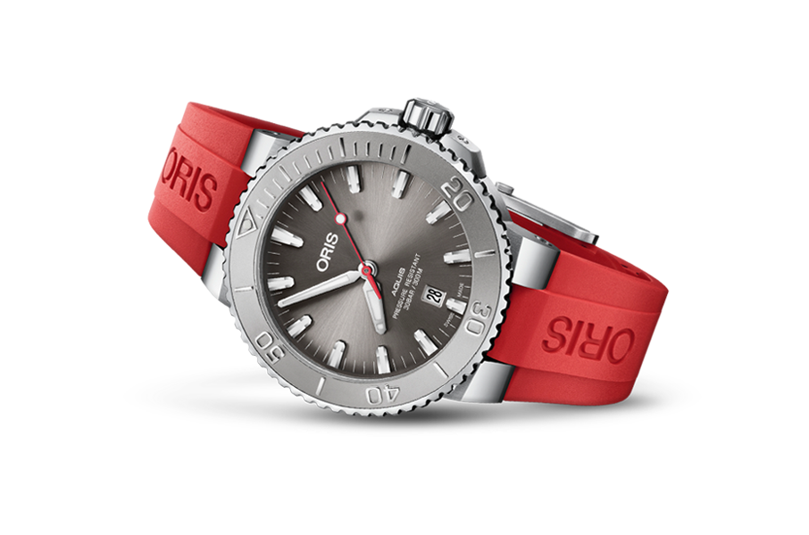 Oris Aquis Date Relief Ref: 01 733 7730 4153-07 4 24 66EB