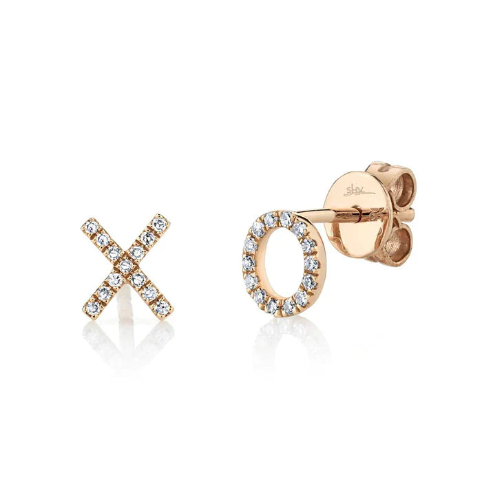 XO' DIAMOND STUD EARRING - SC55001360