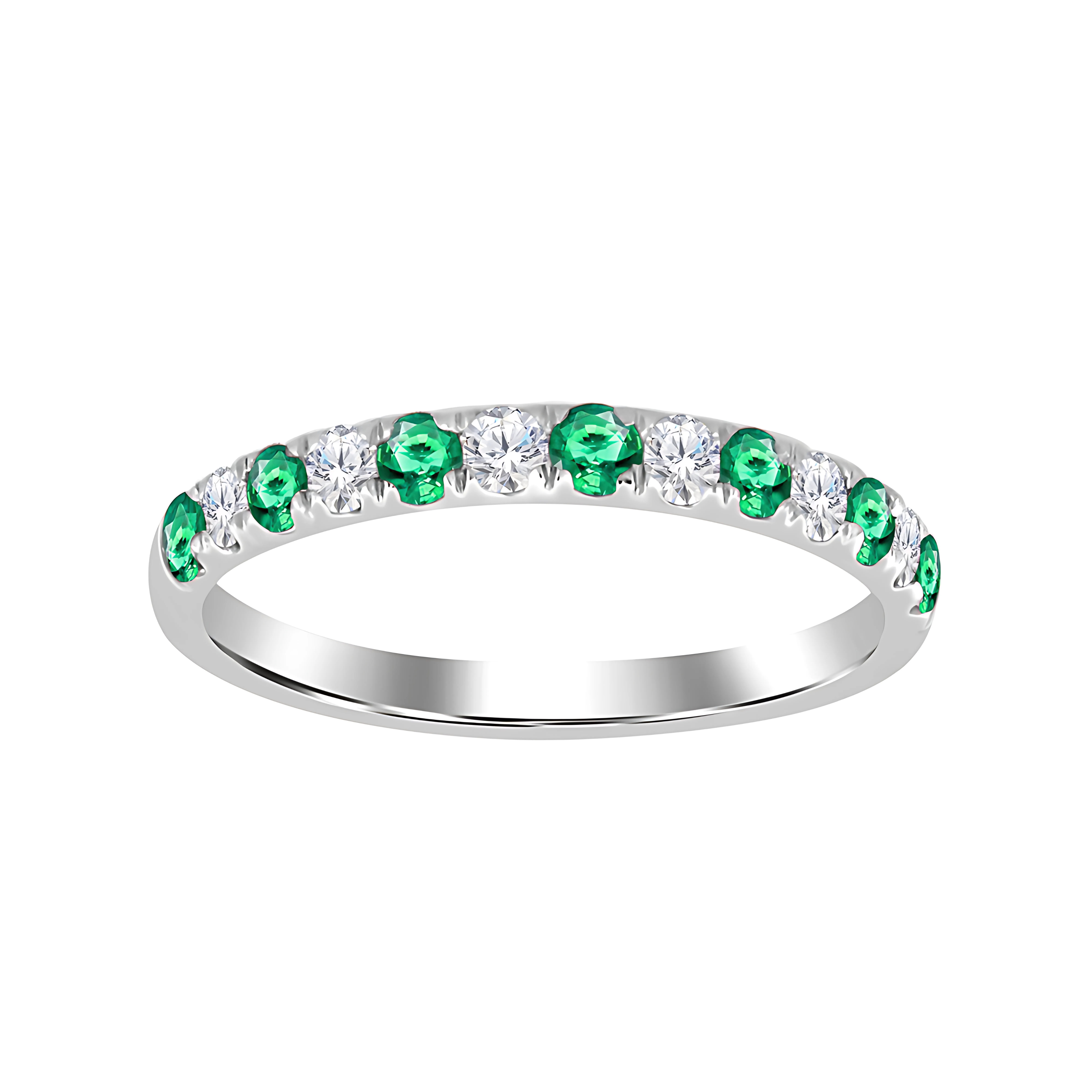 14K Emerald & Diamond Ring