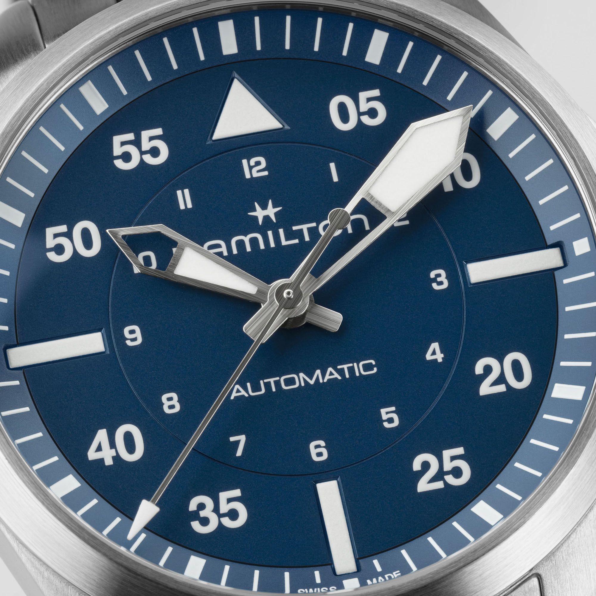 hamilton-khaki-aviation-pilot-auto-39mm-h76305140