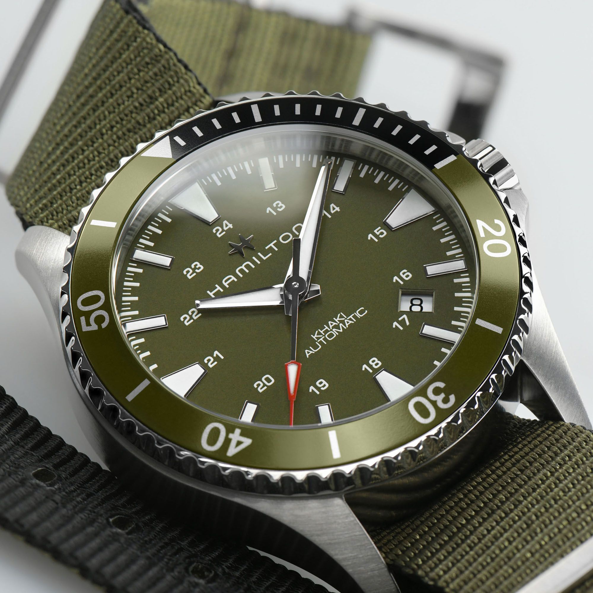 hamilton-khaki-navy-scuba-auto-h82375961
